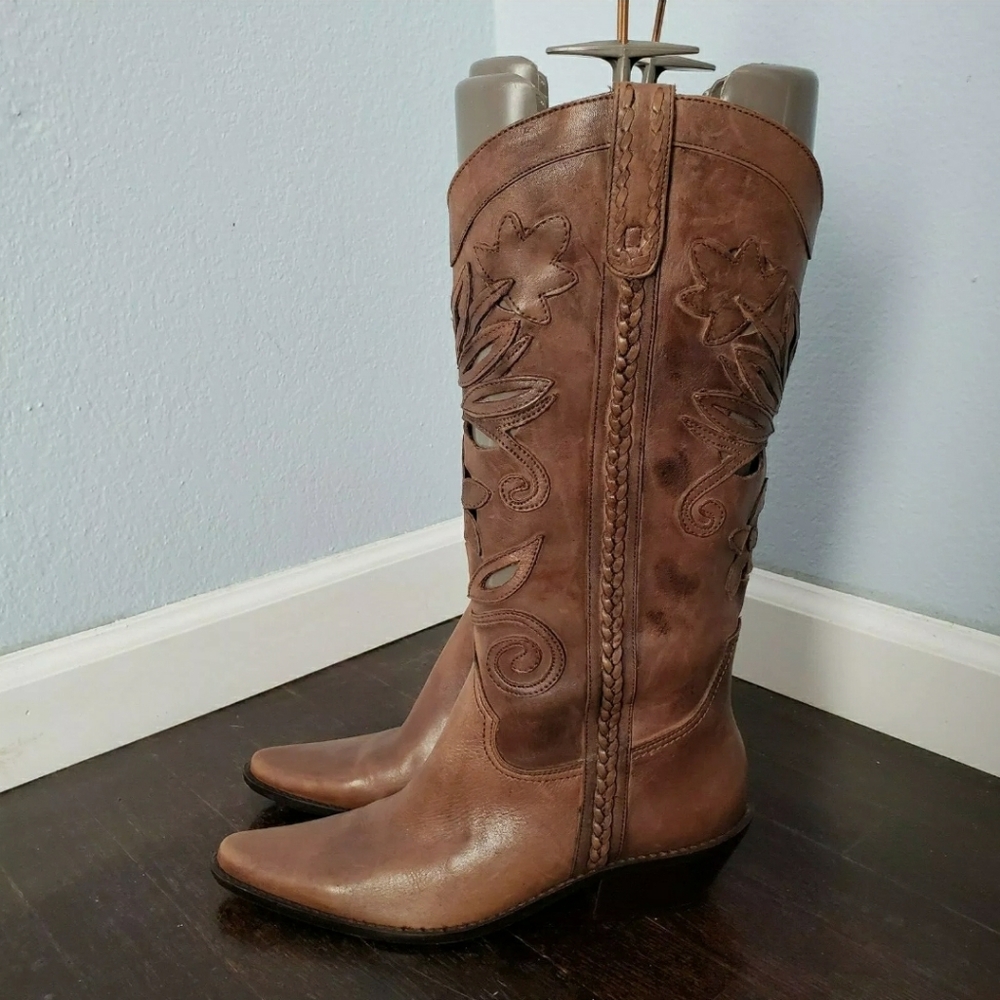 Matisse Cutout Leather Western Boots - Picture 4 of 7